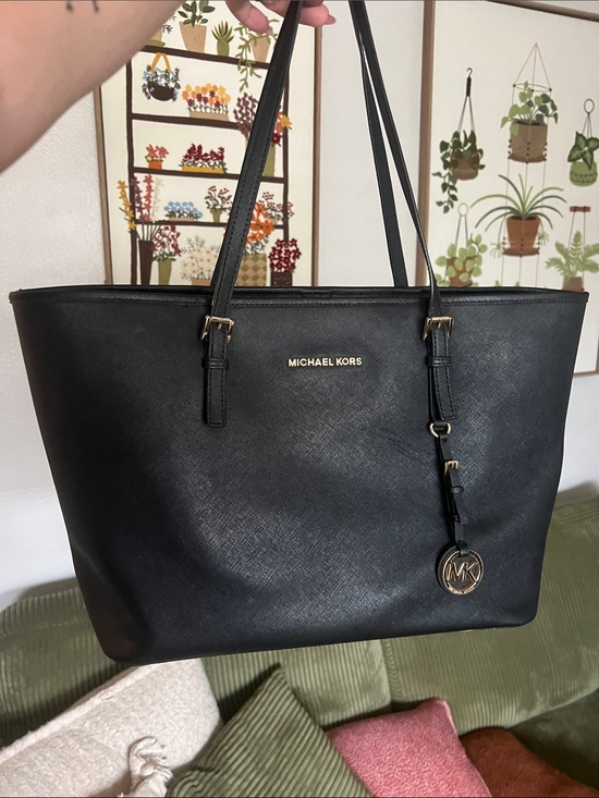Michael Kors Handbags - Michael Kors Black Saffiano Leather Tote with Gold Logo Charm